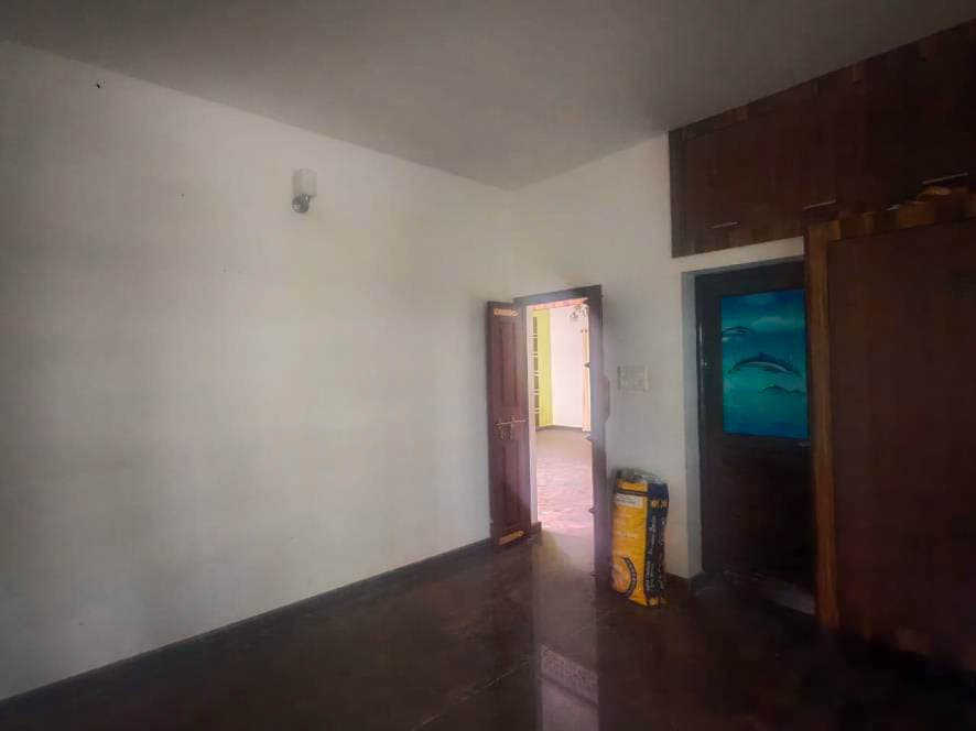 Property Photos 7