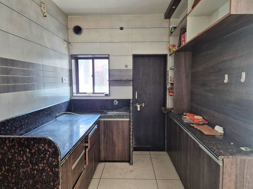 Property Photos 9