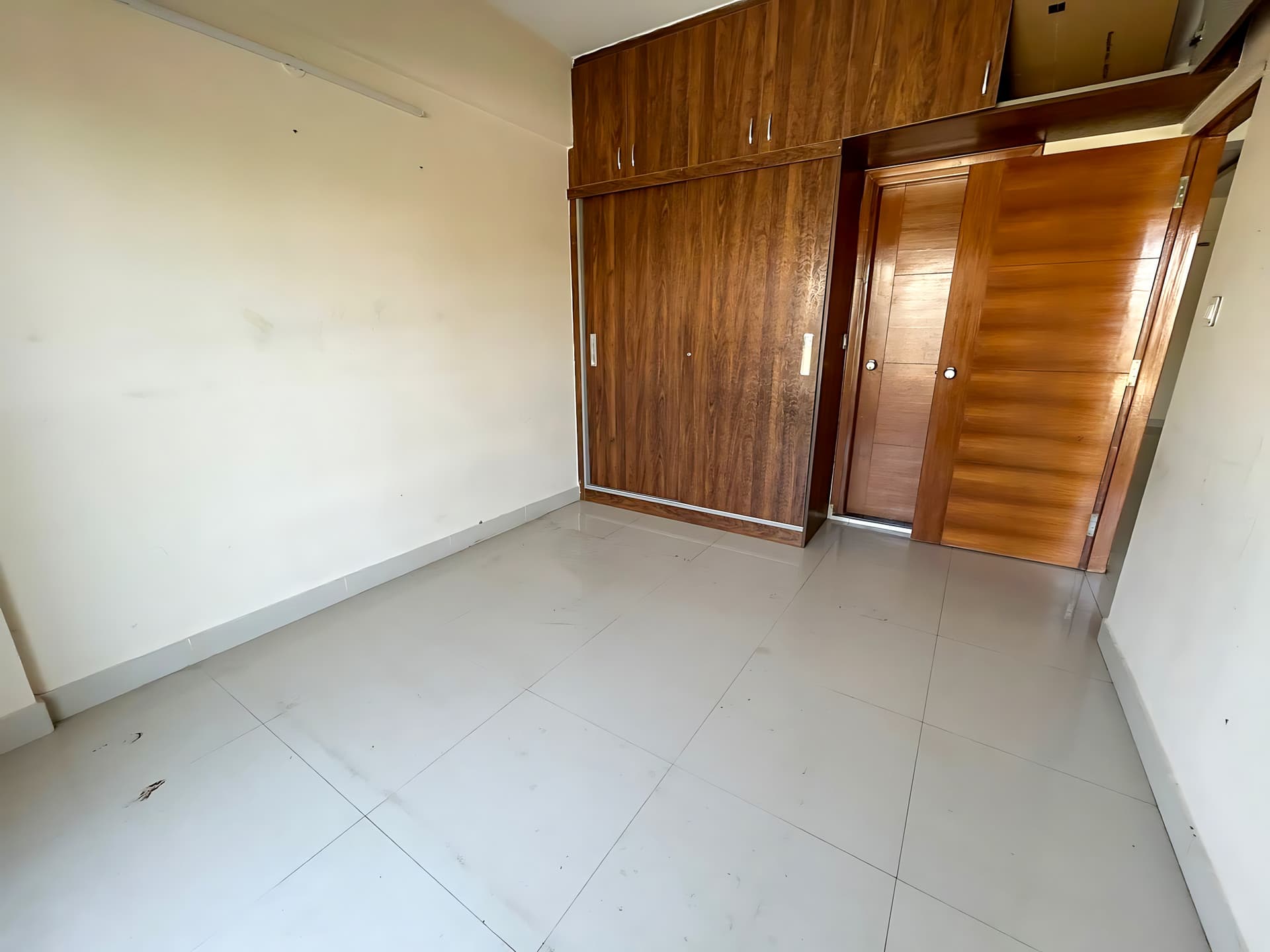 Property Photos 15