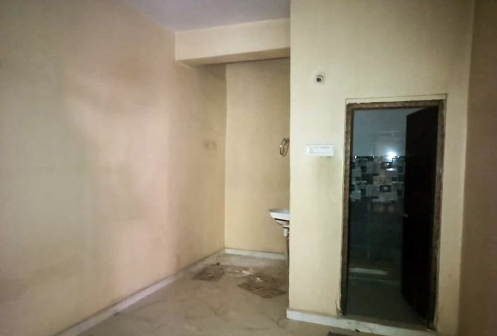 Property Photos 26