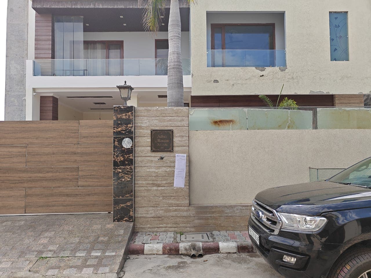 Property Photos 1