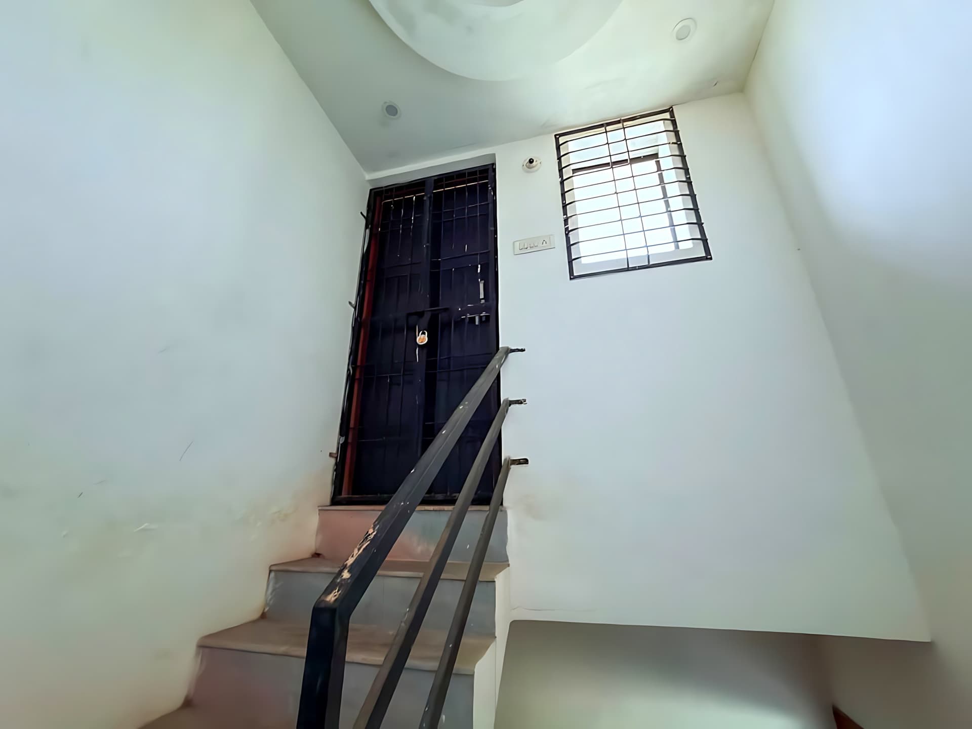 Property Photos 9