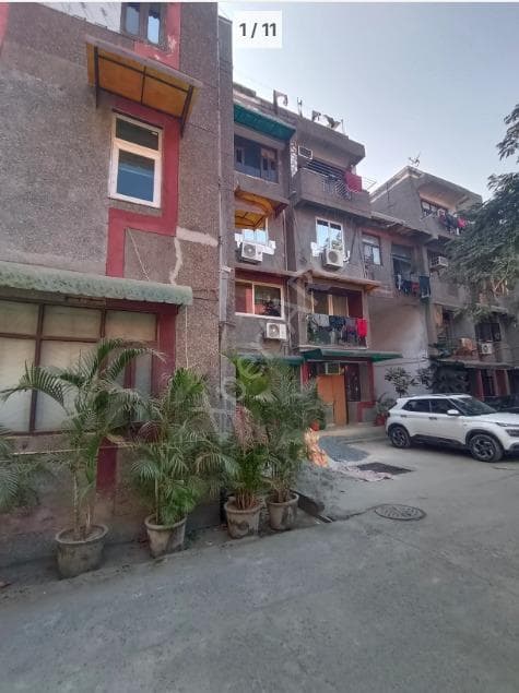 Property Photos 17
