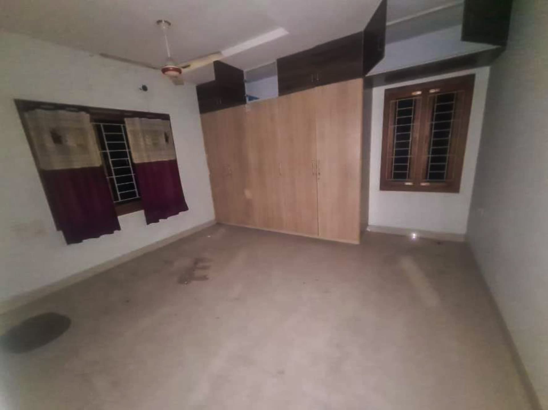Property Photos 8