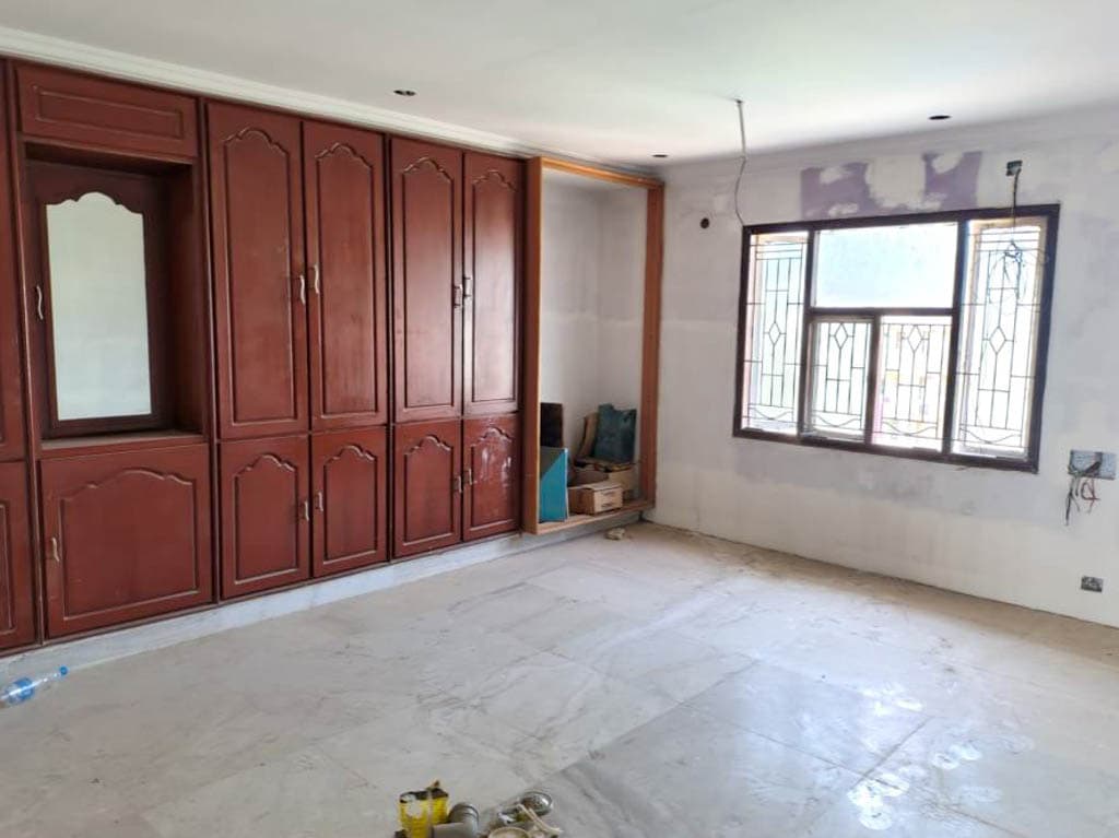 Property Photos 7