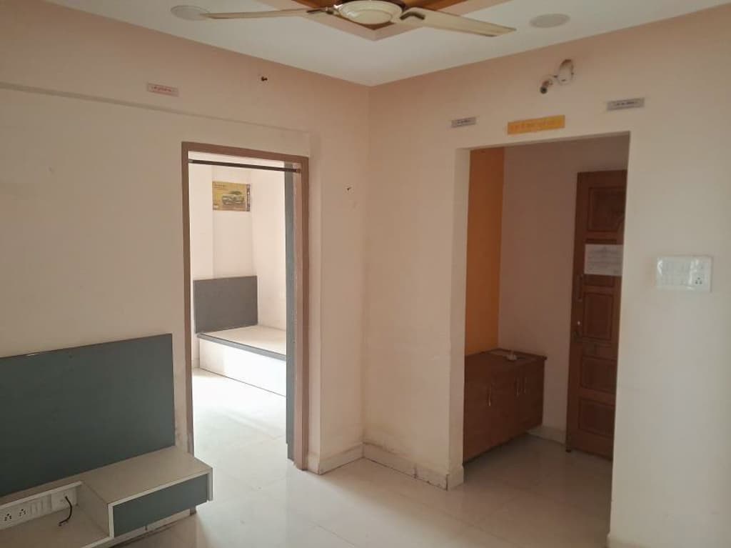 Property Photos 19