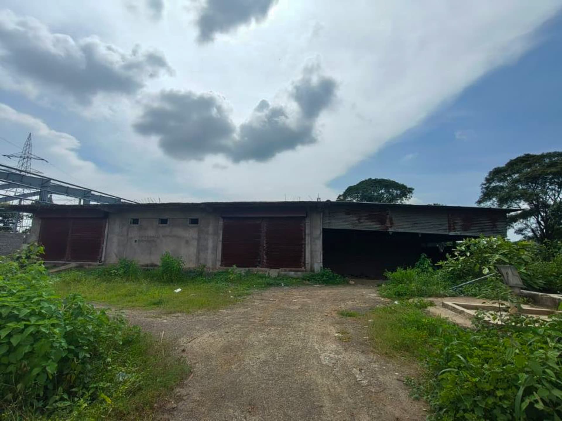 Property Photos 6