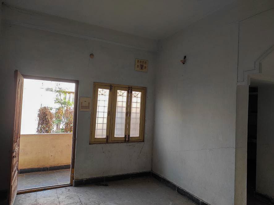 Property Photos 4