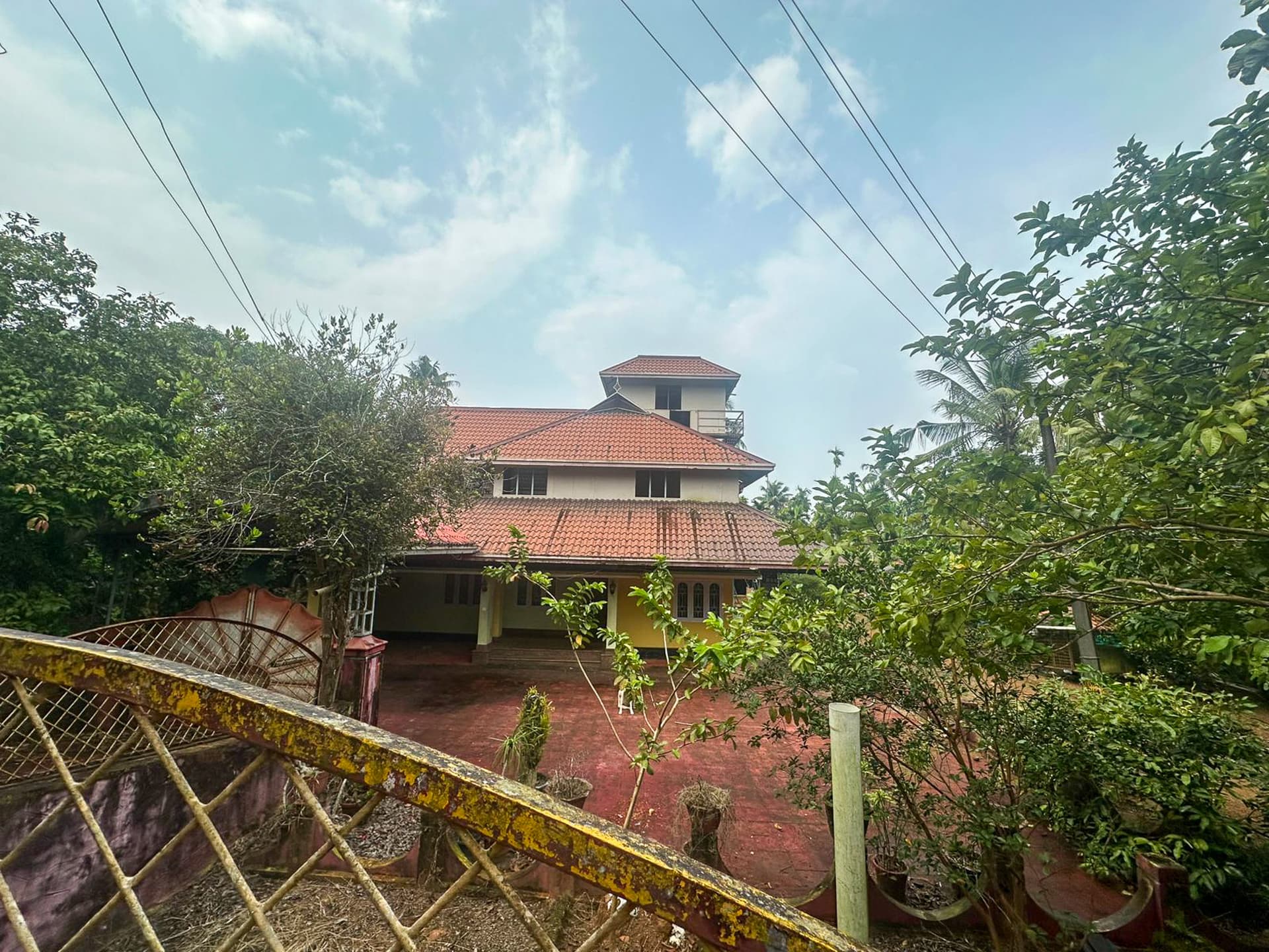 Property Photos 9