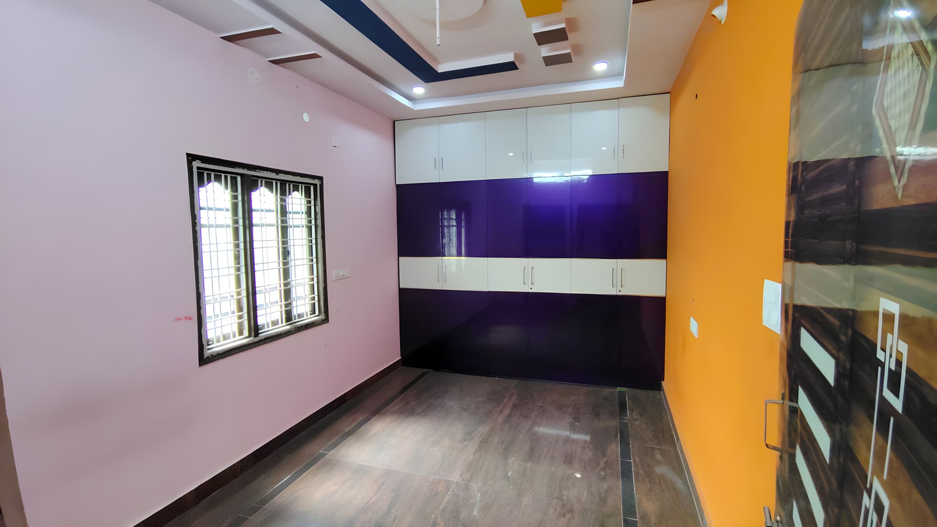 Property Photos 18