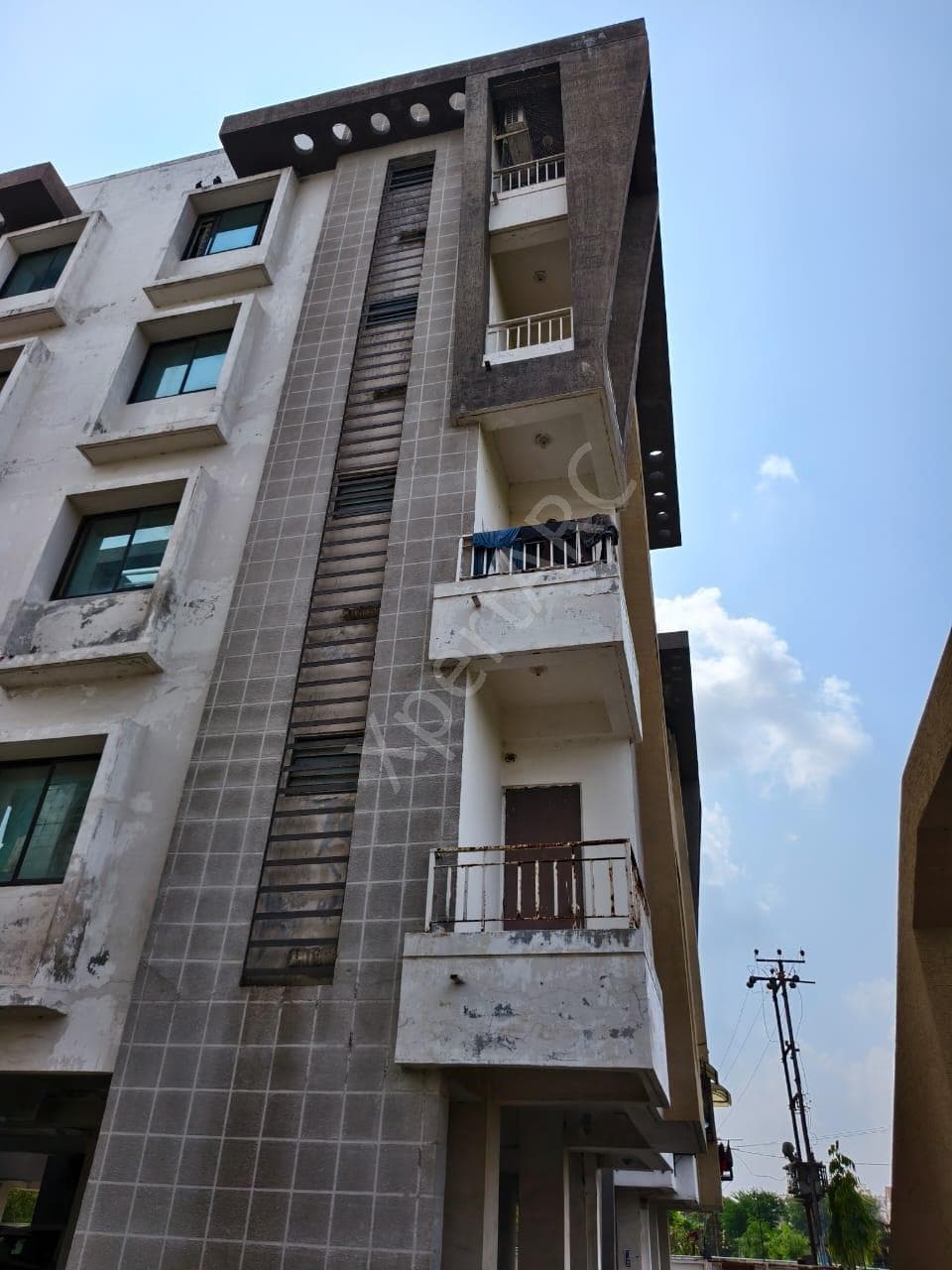 Property Photos 8