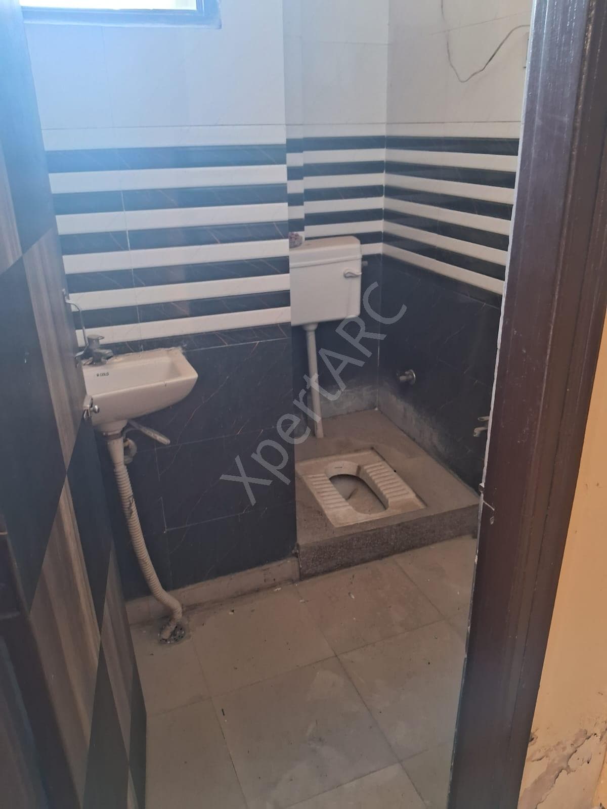 Property Photos 28