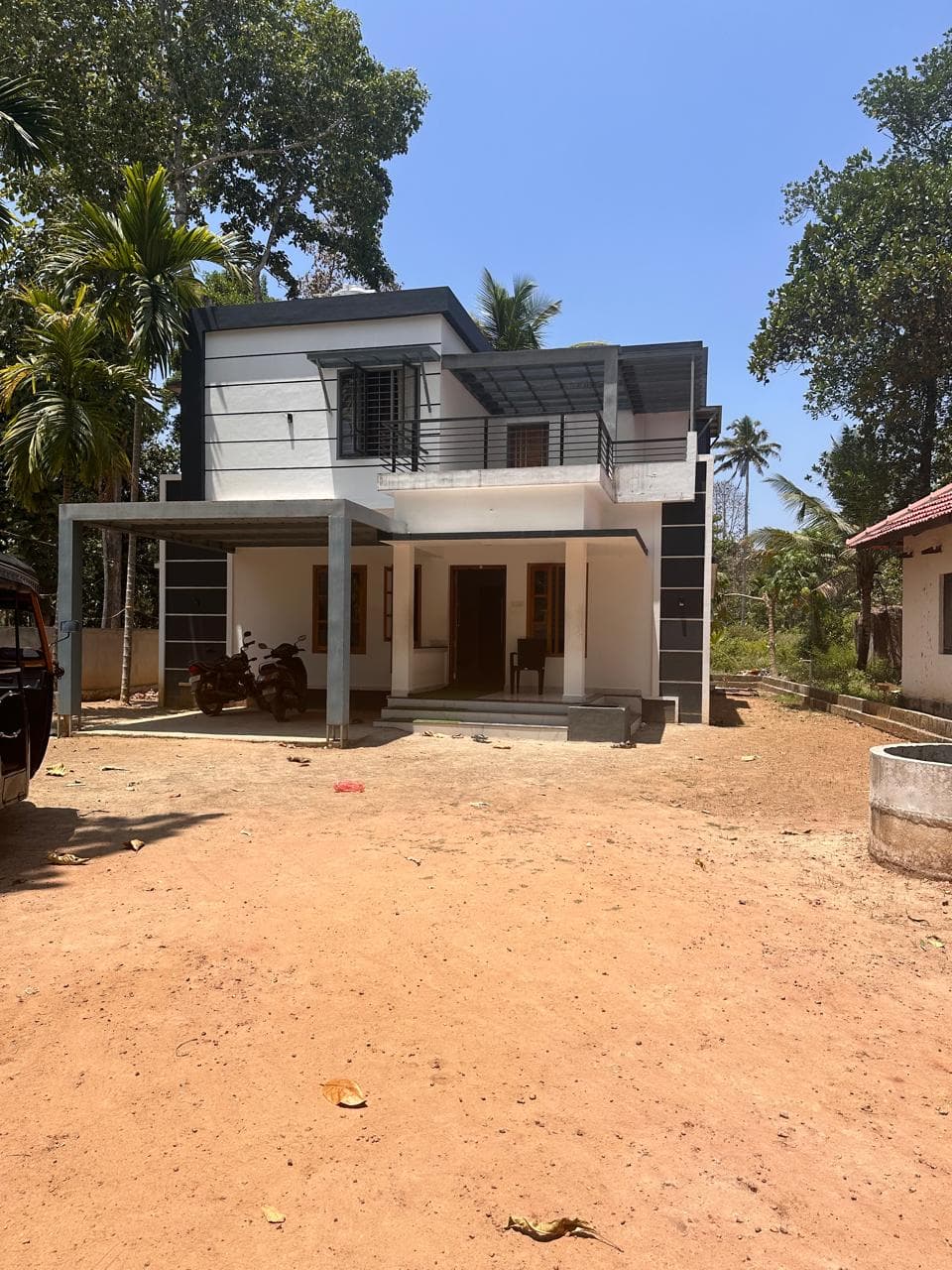 Property Photos 6