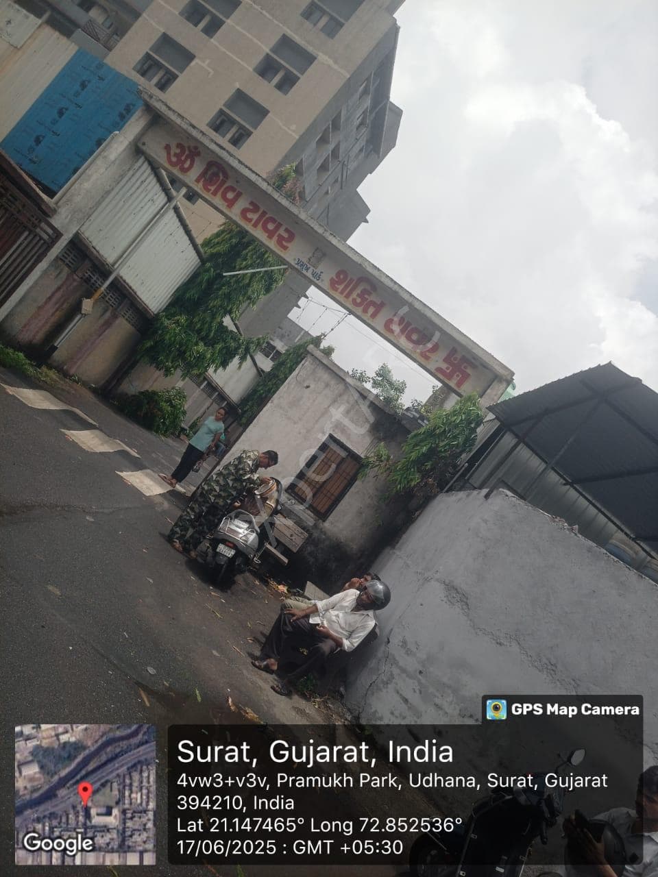 Property Photos 28