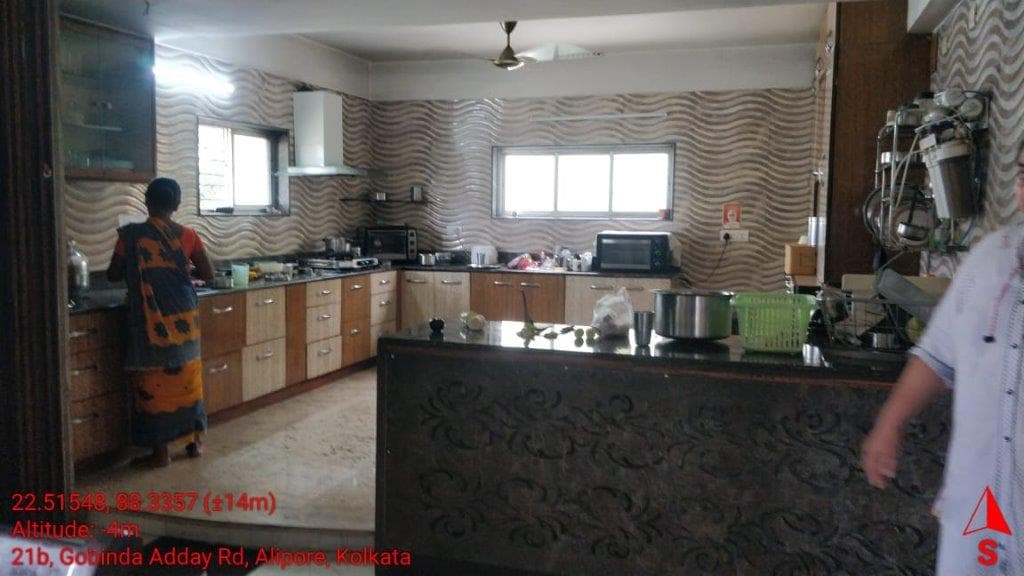 Property Photos 8