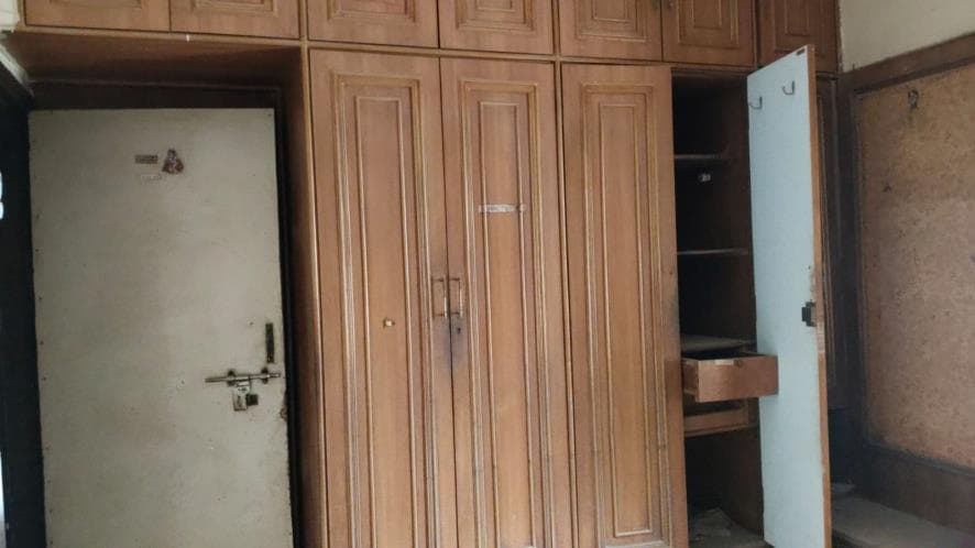 Property Photos 11