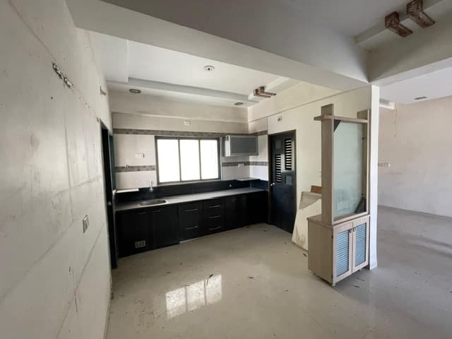 Property Photos 10