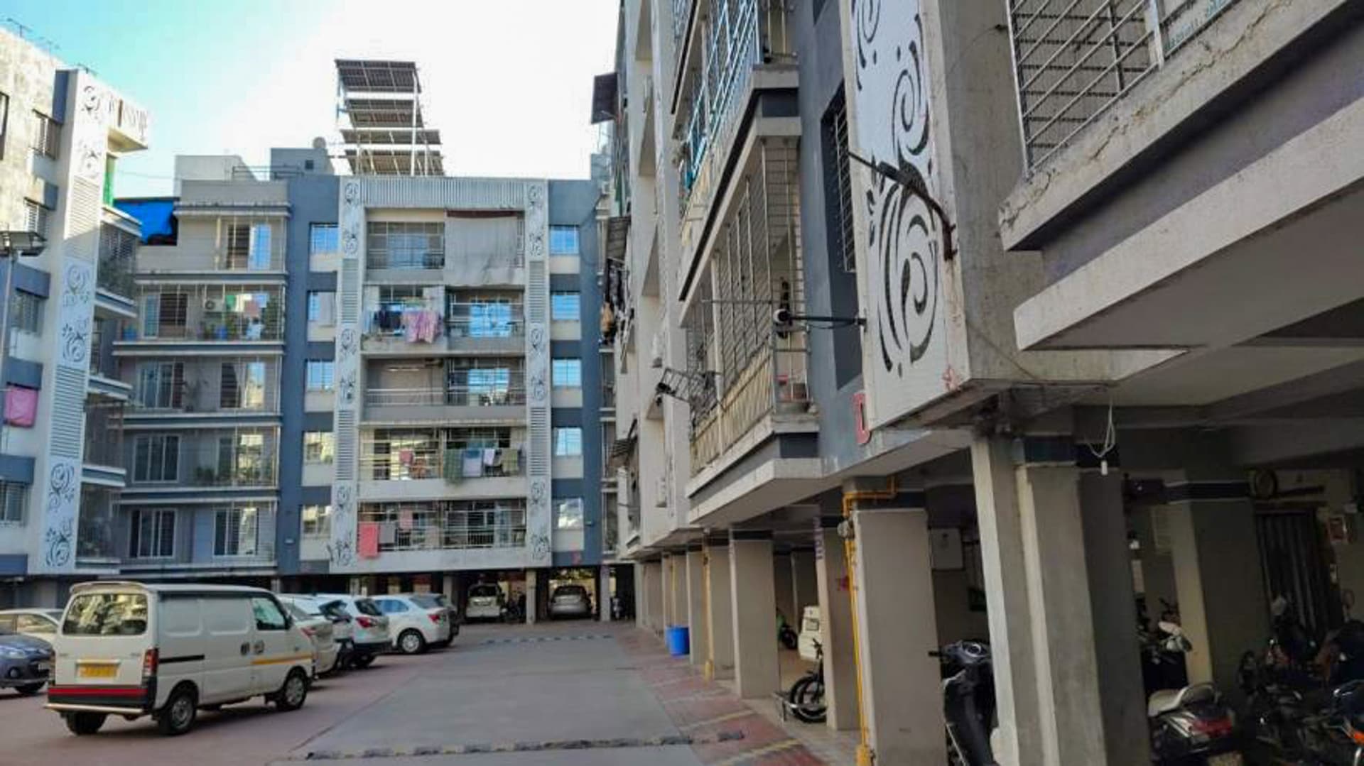 Property Photos 7