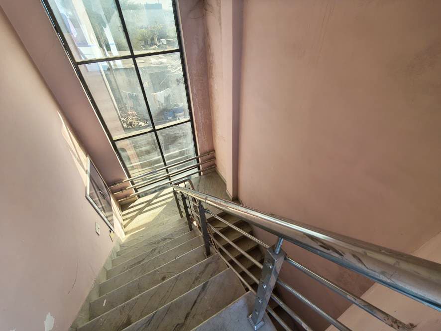 Property Photos 25