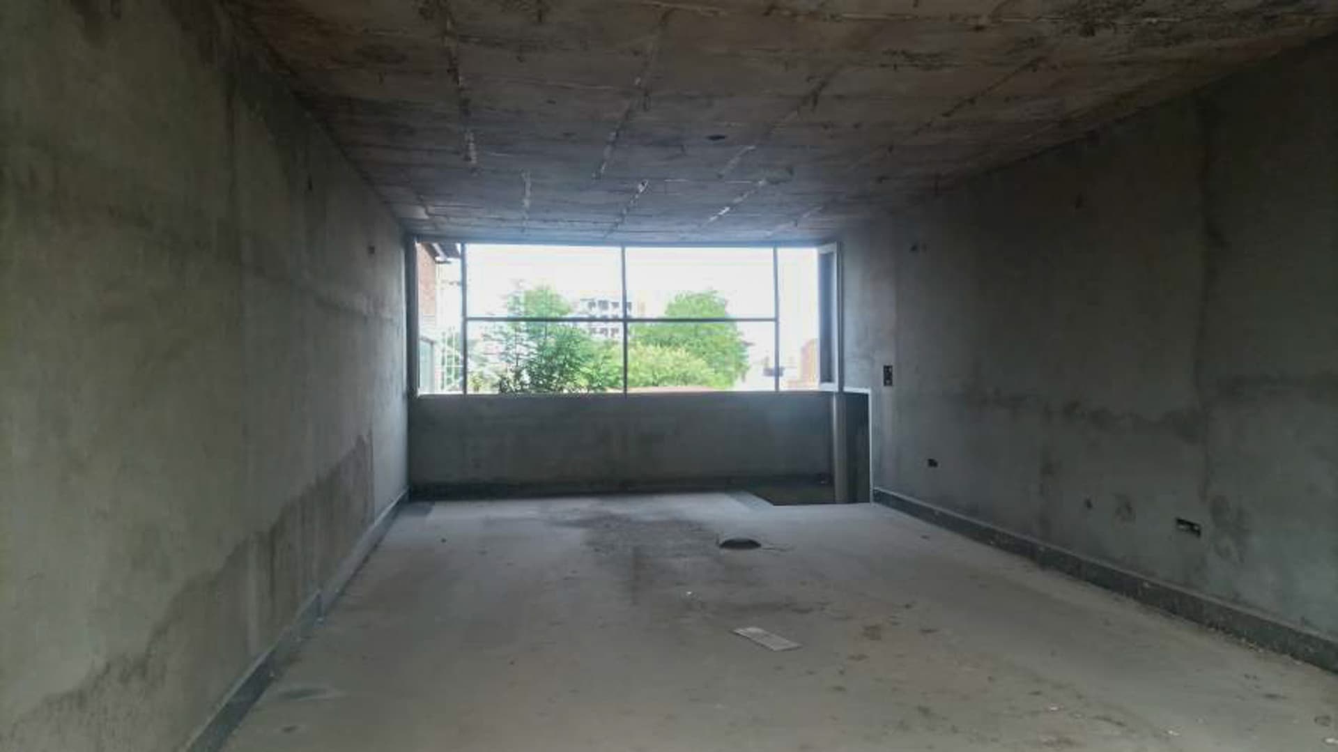 Property Photos 34