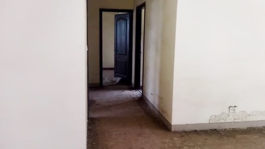 Property Photos 6