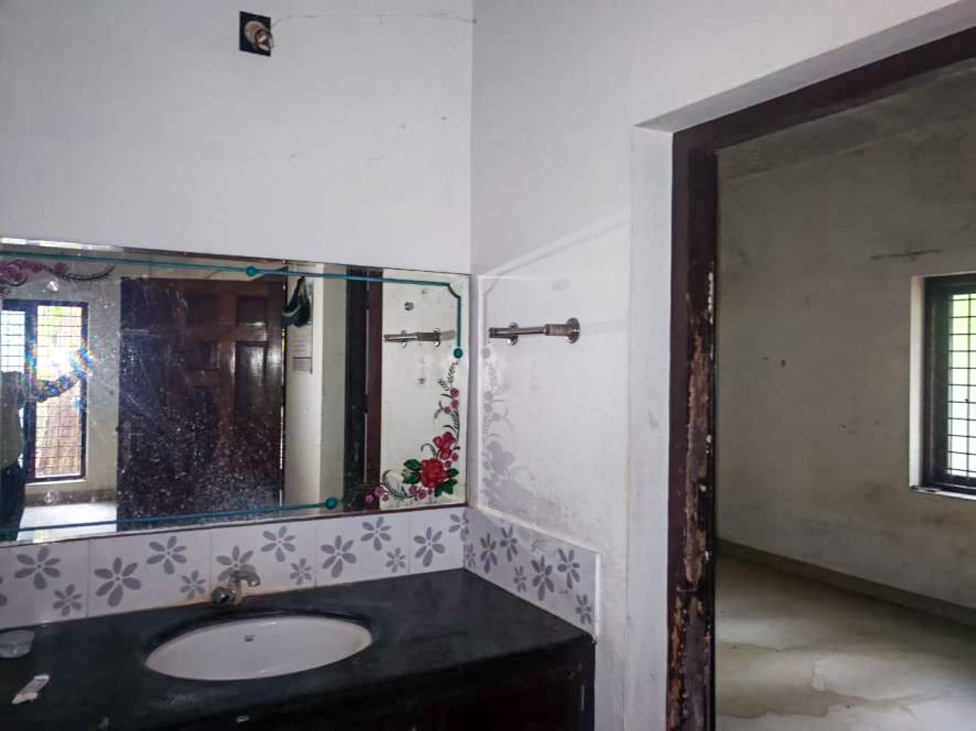 Property Photos 9