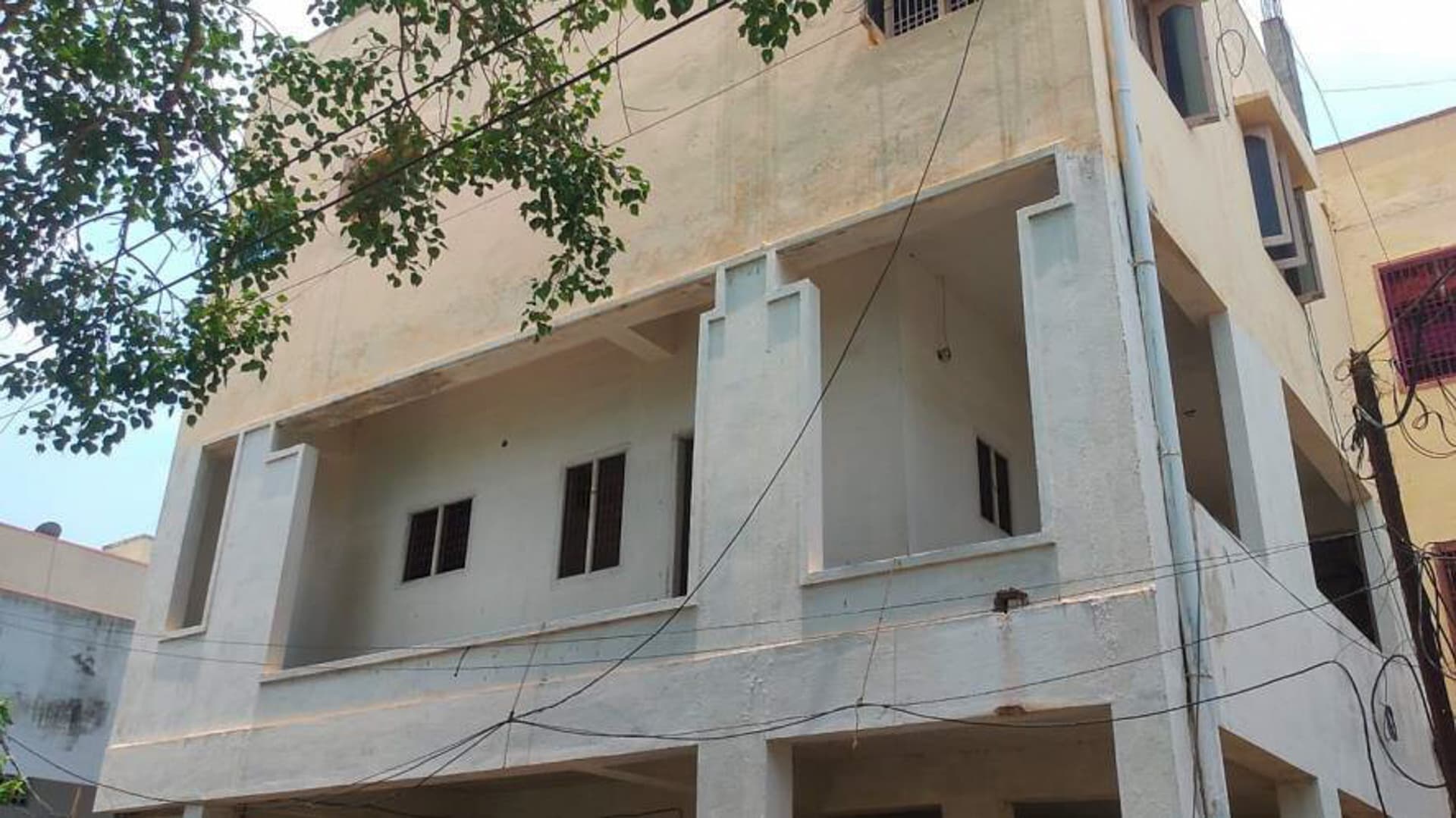 Property Photos 6