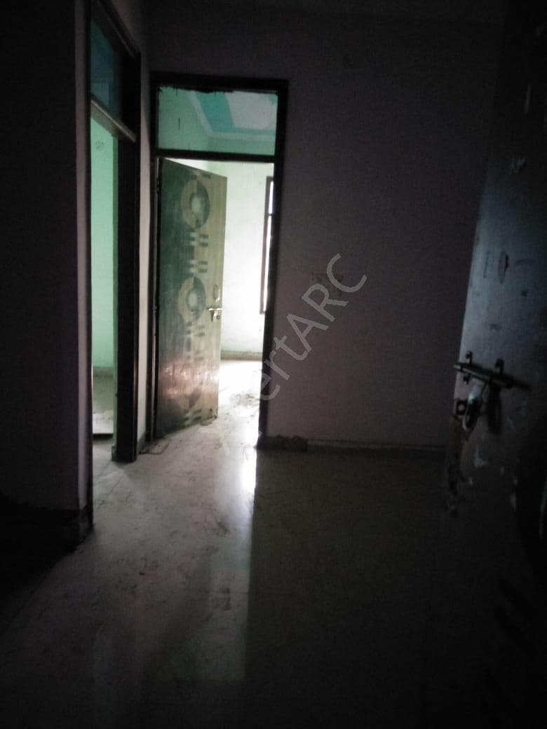 Property Photos 8