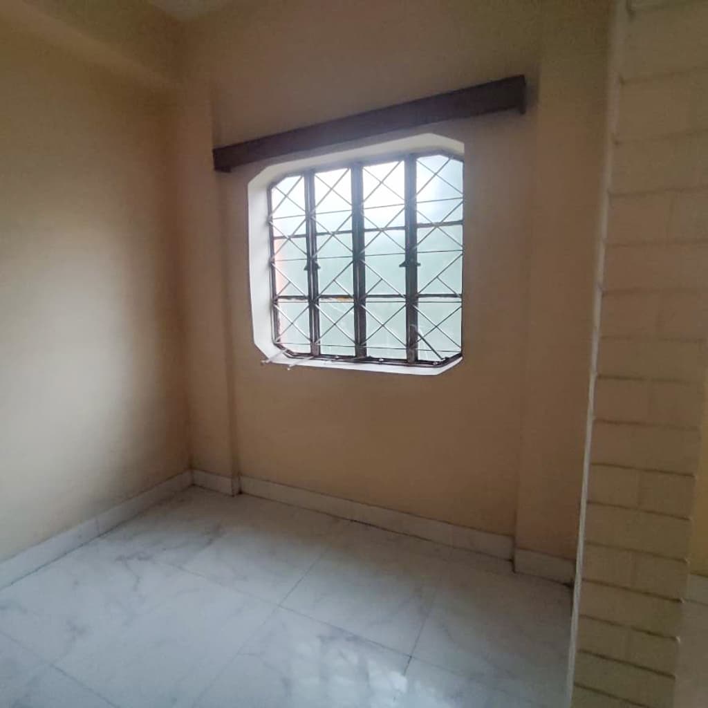 Property Photos 18
