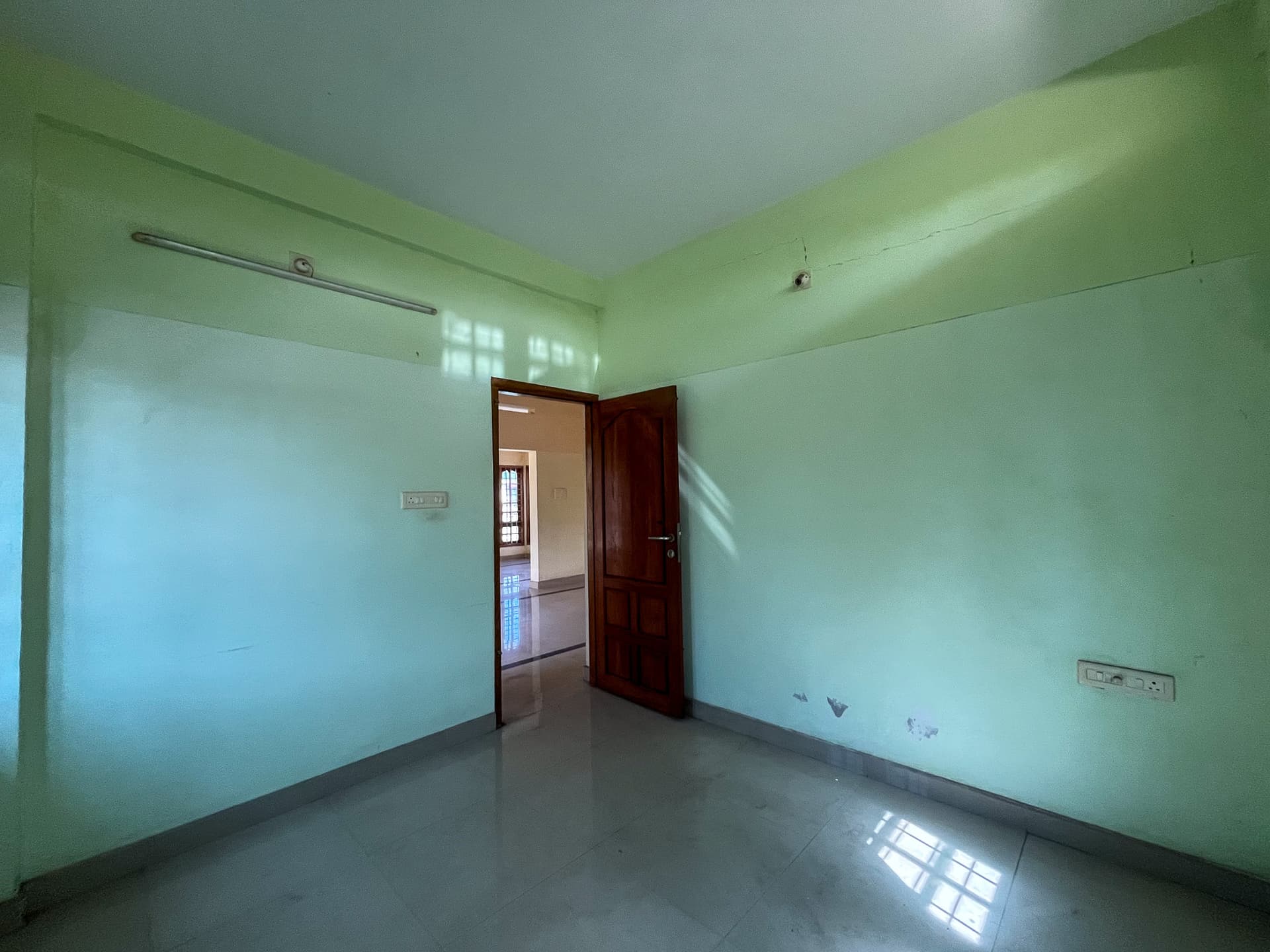 Property Photos 33