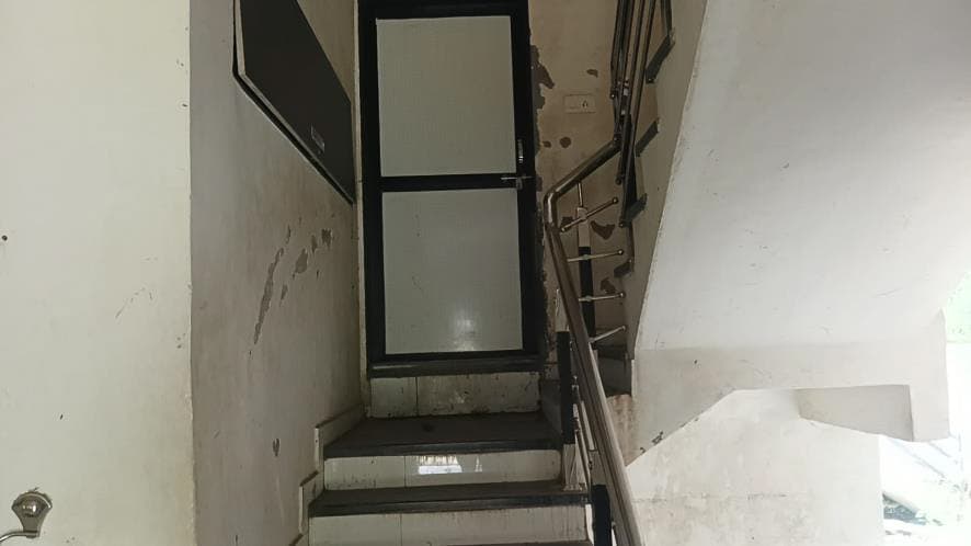 Property Photos 26