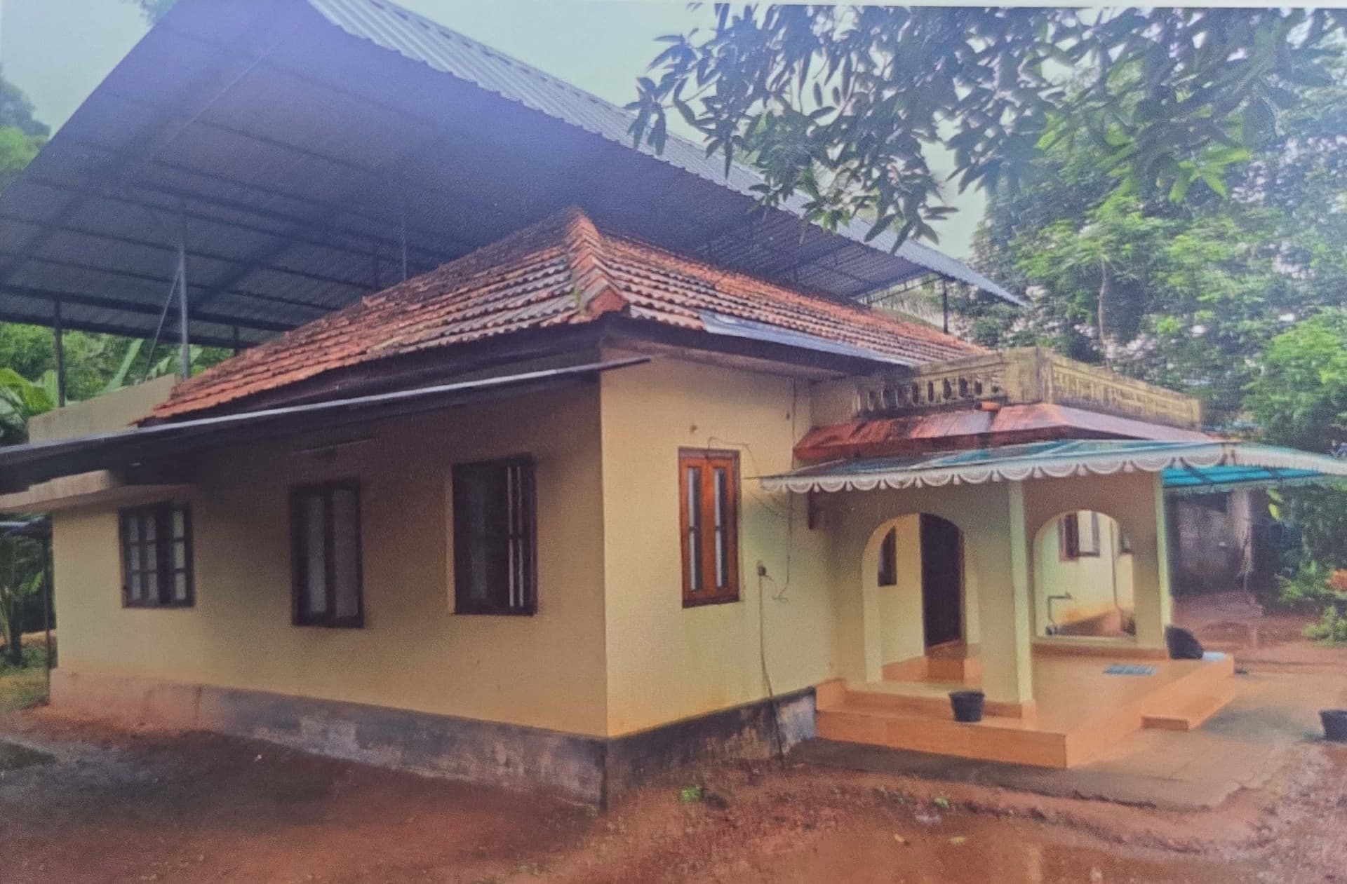 Property Photos 8