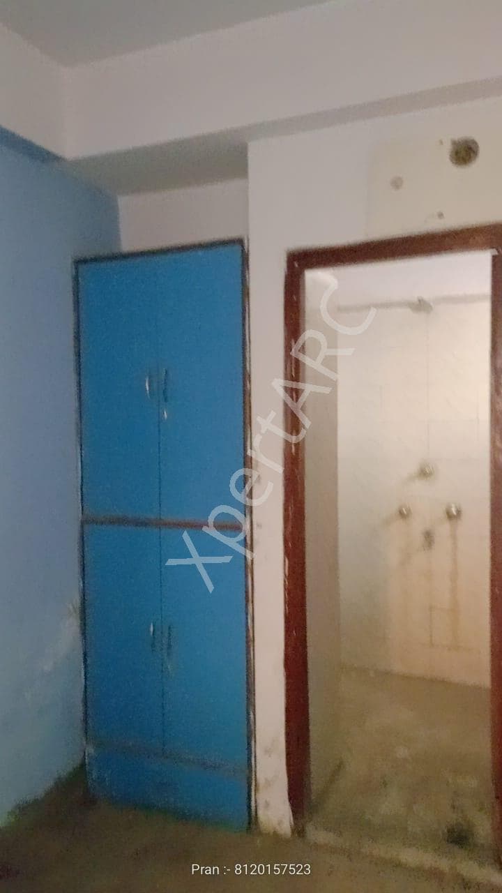 Property Photos 18