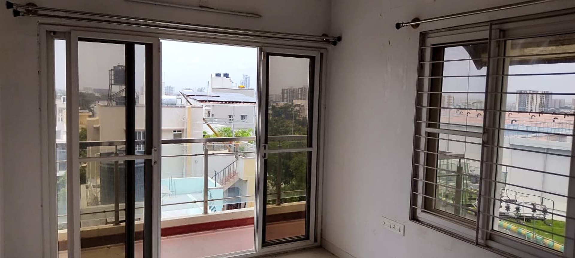 Property Photos 8