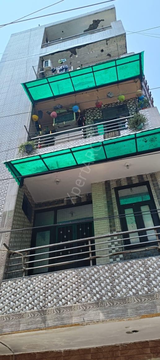 Property Photos 9