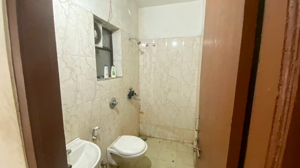 Property Photos 5