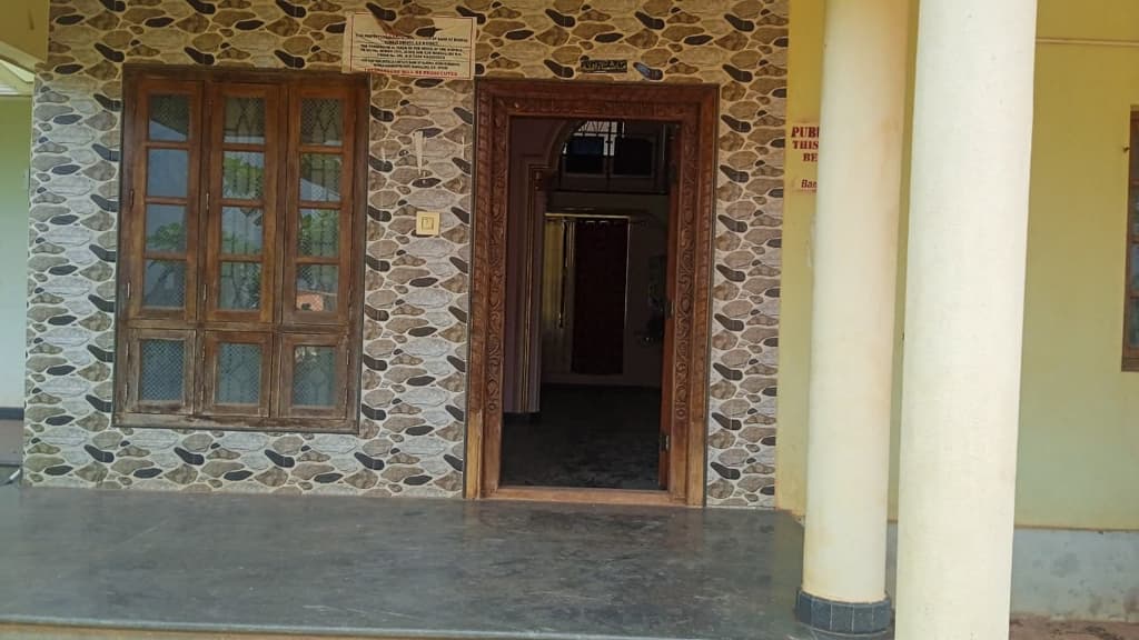 Property Photos 9