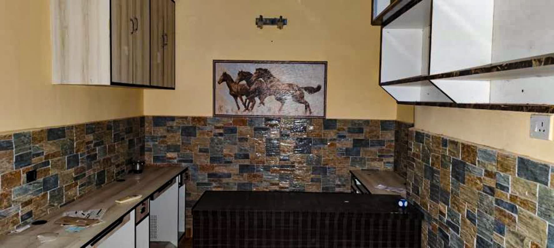 Property Photos 6