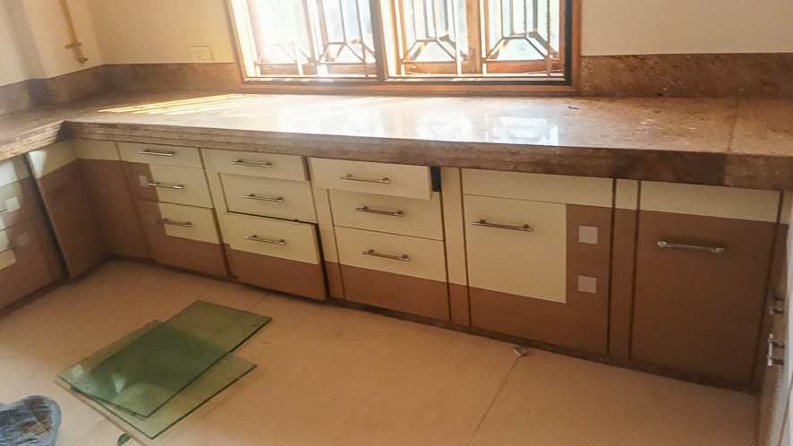 Property Photos 17