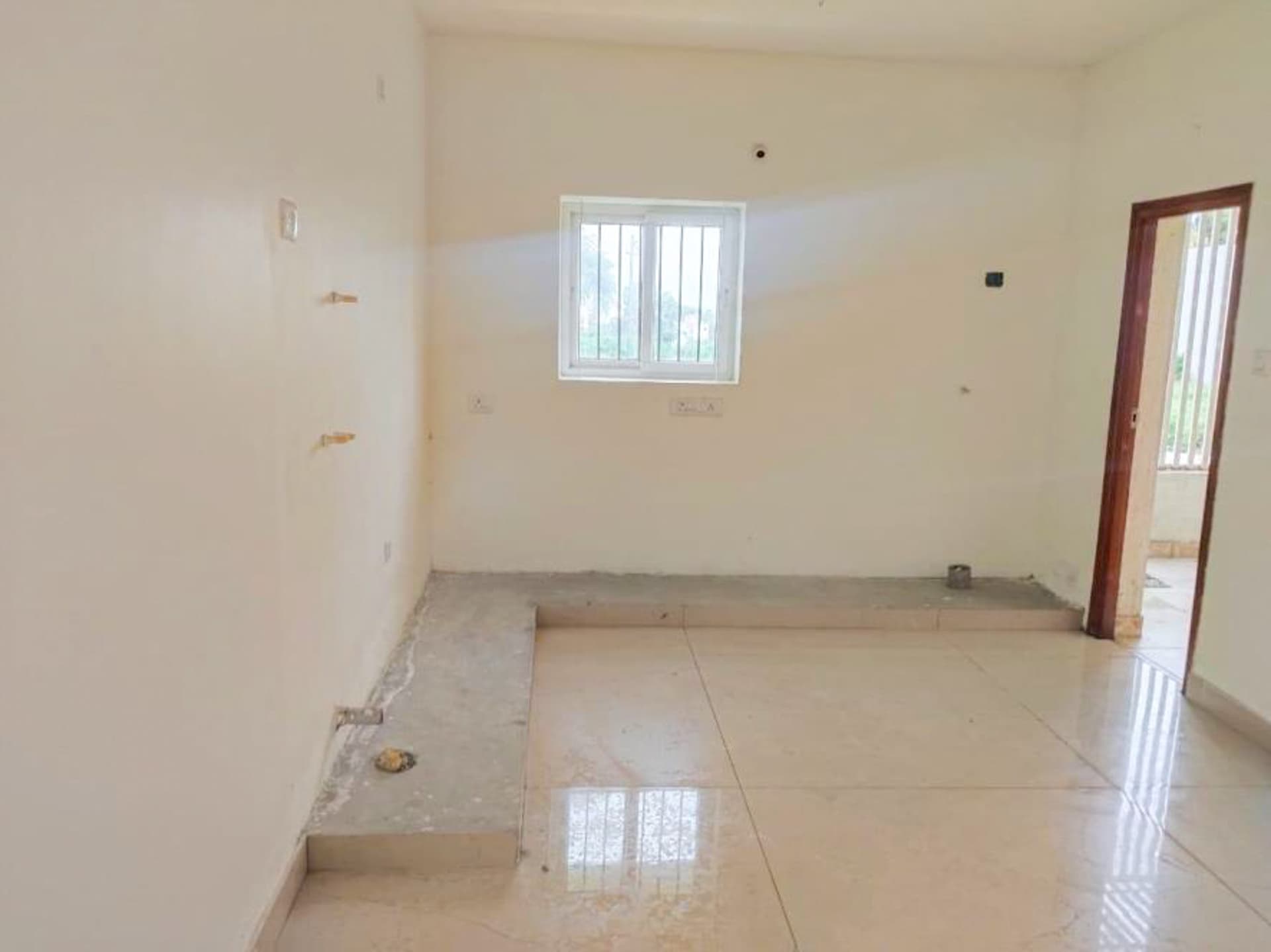 Property Photos 9