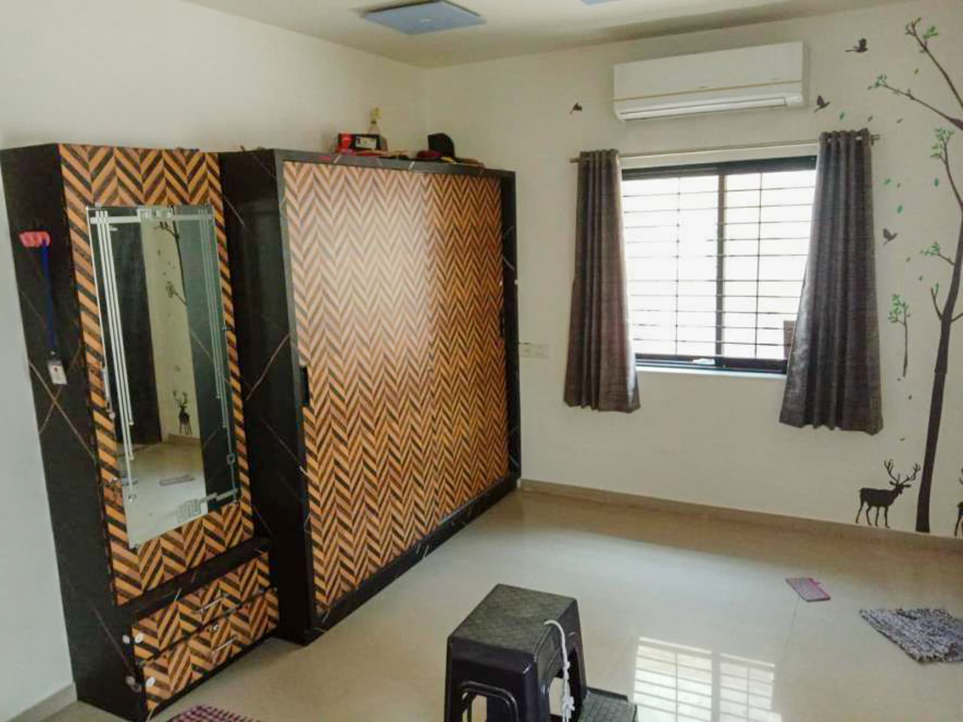 Property Photos 8