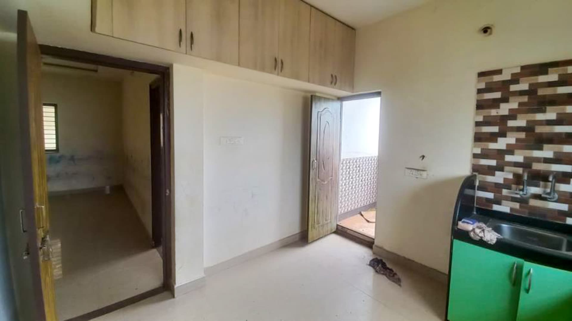 Property Photos 5