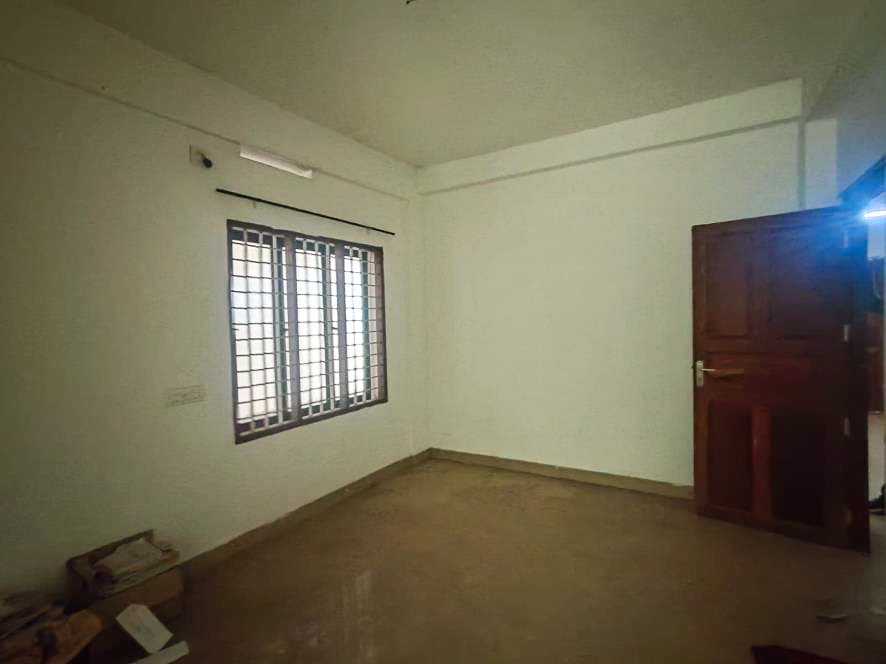 Property Photos 8