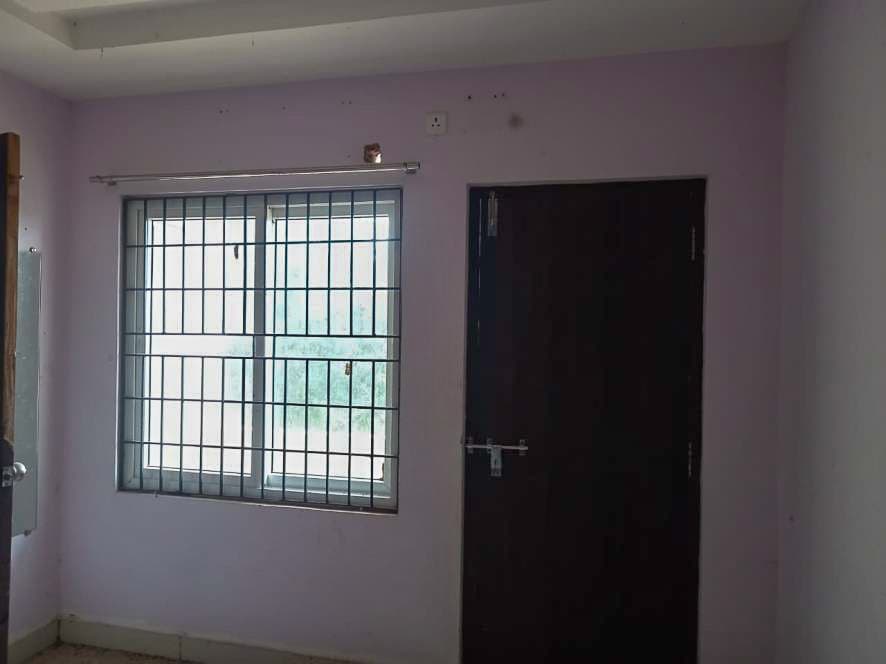 Property Photos 14