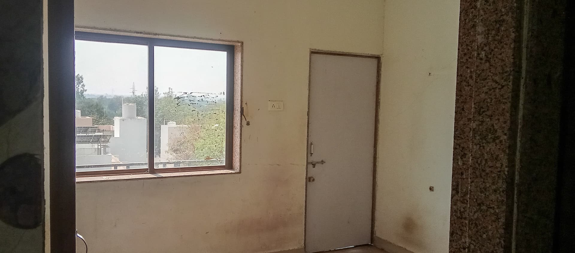 Property Photos 27