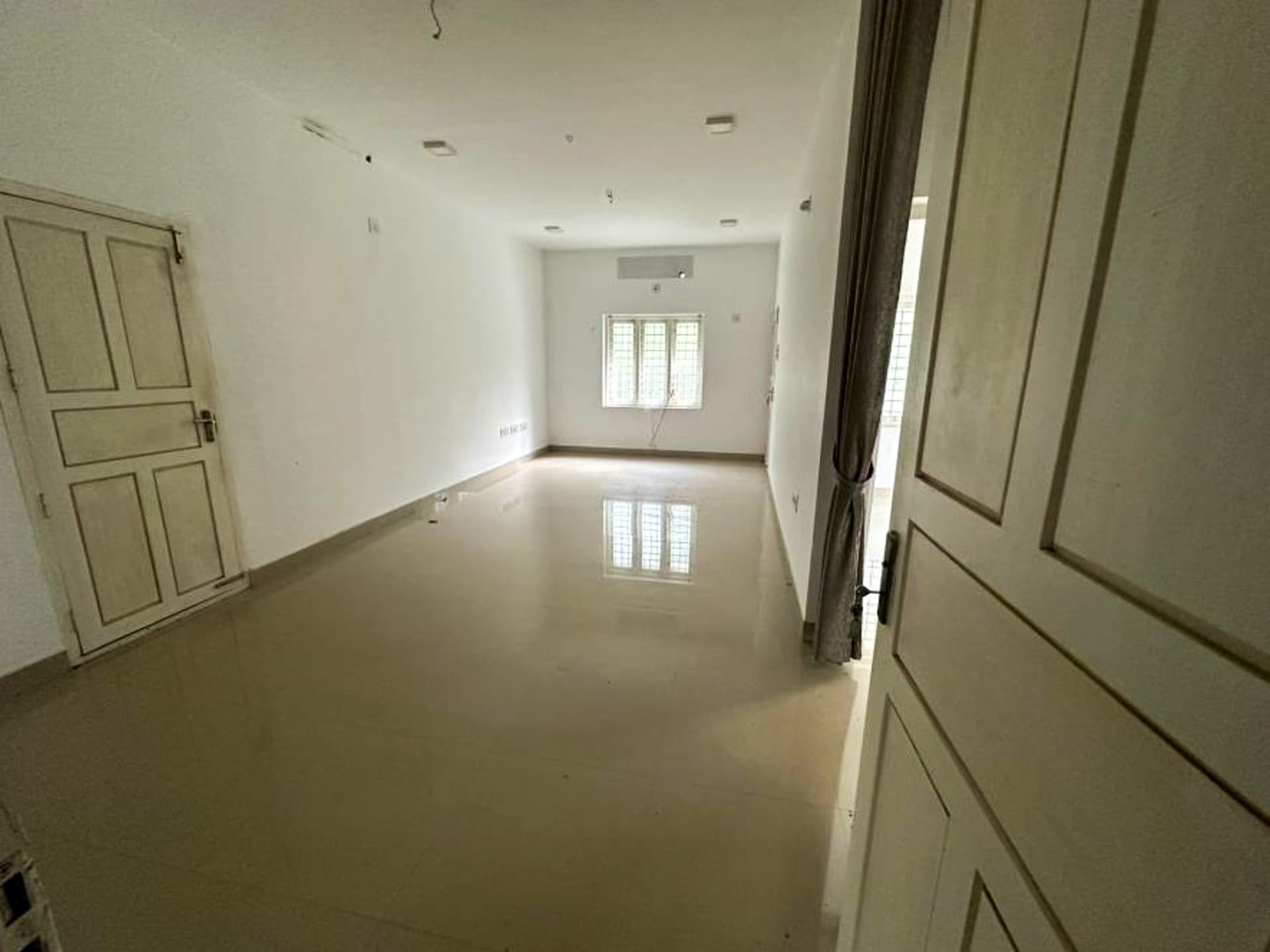 Property Photos 6