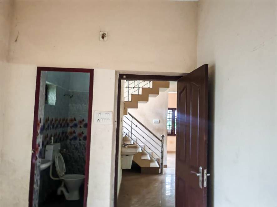 Property Photos 12
