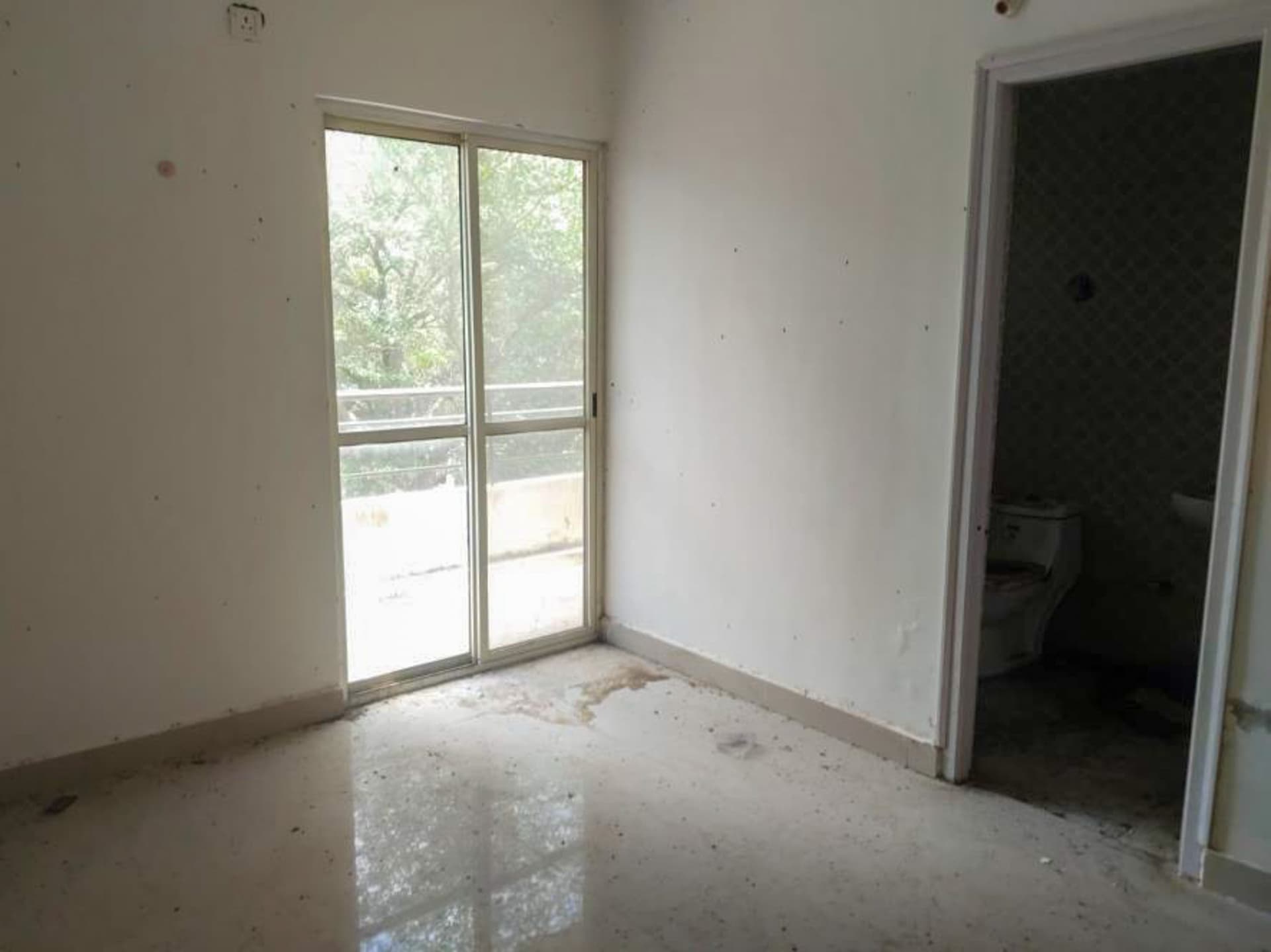Property Photos 12