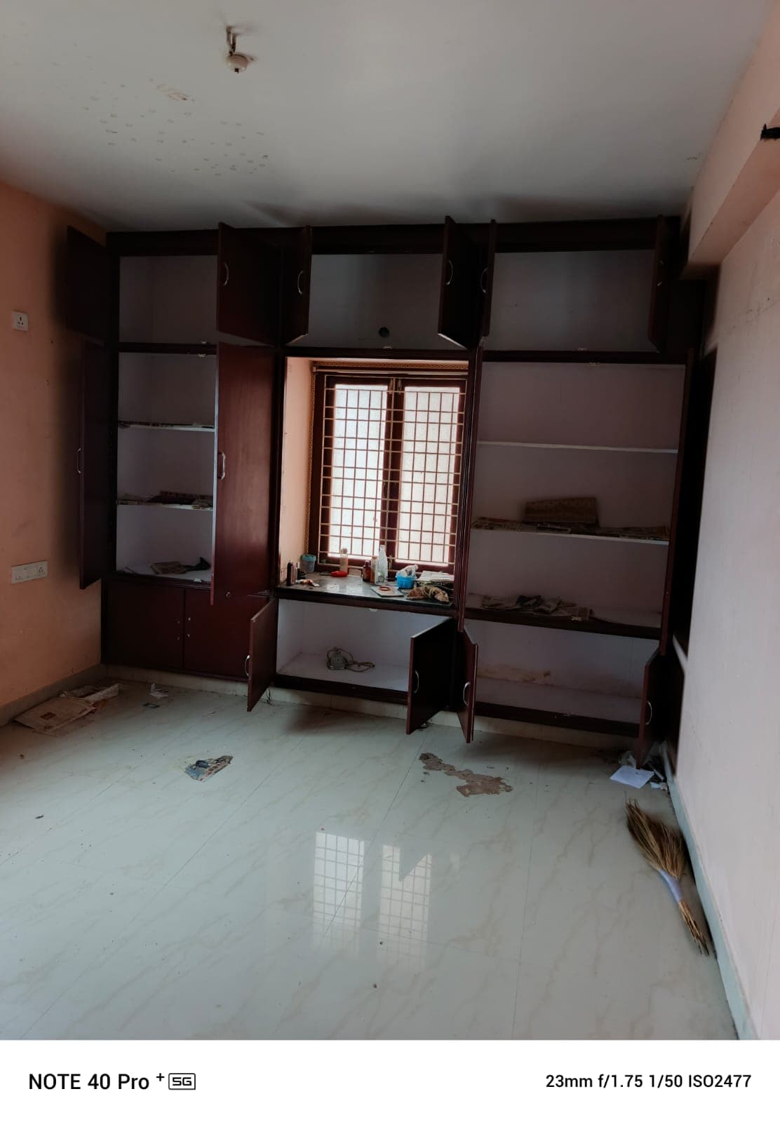 Property Photos 23