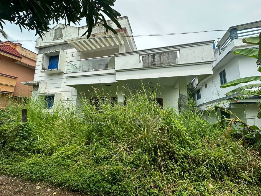 Property Photos 26